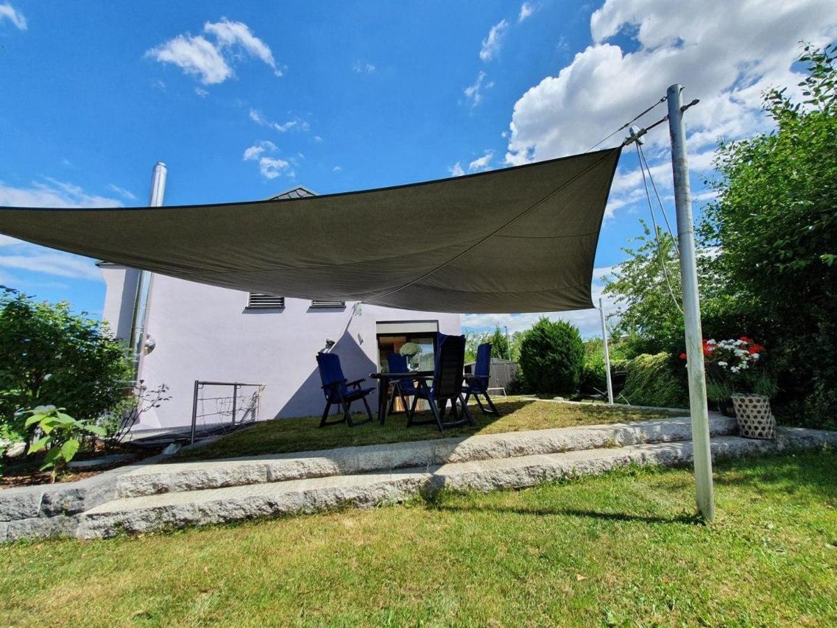 Wohnen-Auf-Zeit-Am-See Vila Großostheim Exterior foto